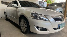 Pearl White Toyota Camry 2008 for sale in Manila