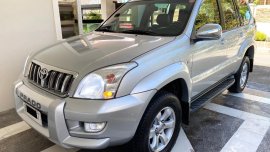 Selling Silver Toyota Prado 2005 in Pasig