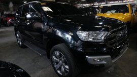 Selling Black Ford Everest 2016 in Pasig