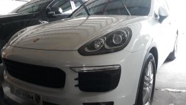 Selling Purple Porsche Cayenne 2018 in Manila
