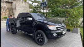 Selling Black Ford Ranger 2014 in Cebu City