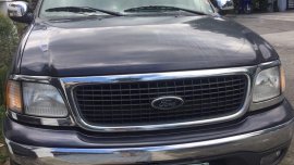 Selling Black Ford Expedition 2002 in Quezon City