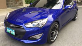 Sell Blue 2013 Hyundai Genesis in Pasig