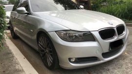 Pearlwhite Bmw 3-Series 2012 for sale in Automatic