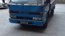 Sell Blue 1980 Isuzu Elf in Quezon City