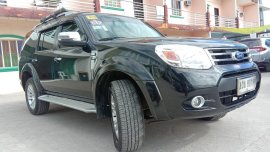 Selling Black Ford Everest 2014 in Rizal