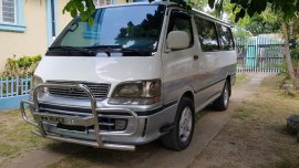 Toyota HIACE GRANDIA 3.0 2000 MODEL- URGENT SELLING 
