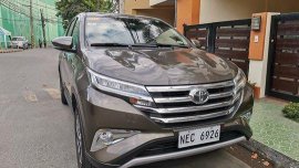 Selling Brown Toyota Rush 2018 in Manila