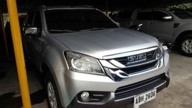 Sell Silver 2015 Isuzu Mu-X in Javier
