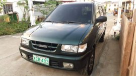 Sell Green 2002 Isuzu Crosswind in Imus 