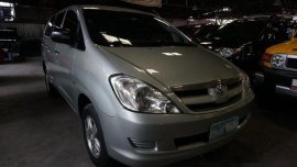 Selling Silver Toyota Innova 2008 in Makati