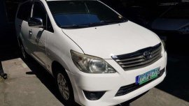 Selling White Toyota Innova 2013 in Antipolo