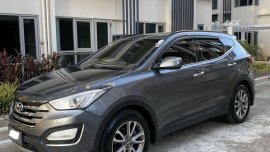 Grey Hyundai Santa Fe 2013 for sale in Cainta