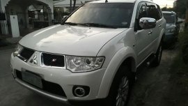 Pearl White Mitsubishi Montero 2013 for sale in Las Pinas