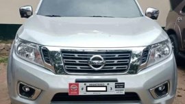 Silver Nissan Navara 2019 for sale in Automatic