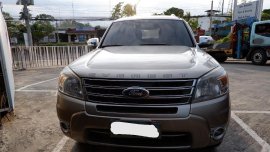 Cream Ford Everest 2012 for sale in Automatic