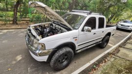 Sell White 2004 Ford Ranger in Manila