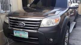 Sell Black 2011 Ford Everest in Manila