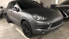 Grayblack Porsche Cayenne 2013 for sale in Manila