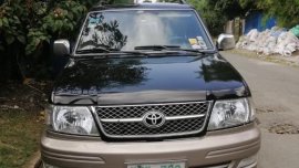 Selling Black Toyota Revo 2002 in Quezon City