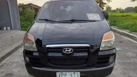 Black Hyundai Starex 2004 for sale in Manual