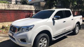 White Nissan Navara 2016 for sale in Manual