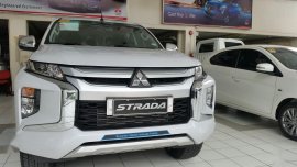 Selling Mitsubishi Strada 2020 in Quezon City
