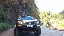 Selling Black Nissan Navara 2015 in Manila