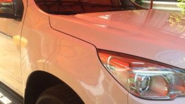 Selling White Chevrolet Trailblazer 2013 in Pasig