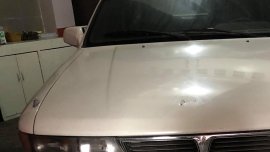 Sell White 1991 Mitsubishi Galant in Manila