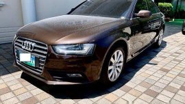 Selling Brown Audi A4 2013 at 67000 km