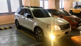 Pearl White Subaru Forester 2010 for sale in Manila