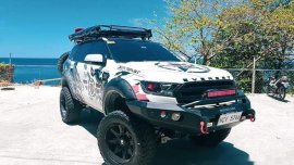 Selling White Ford Everest 2016 Automatic Diesel 