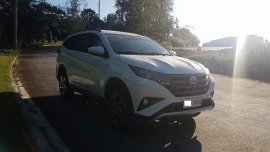 White Toyota Rush 2019 Automatic for sale 