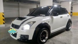 Sell White 2010 Suzuki Swift at 115000 km