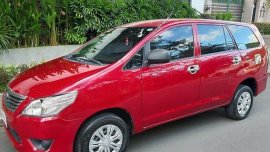 Red Toyota Innova 2015 Manual for sale