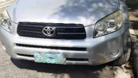 Silver Toyota Rav4 2007 at 59000 km for sale 