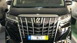 Selling Toyota Alphard 0 in Makati