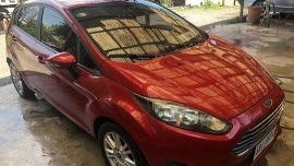 Selling Red Ford Fiesta 2015 Hatchback at 50000 km 