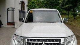 White Mitsubishi Pajero 2015 at 38000 km for sale 