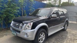 Selling Black Isuzu Alterra 2008 at 100000 km 