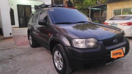 Black Ford Escape 2004 for sale in Manila