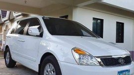 White Kia Carnival 2013 Manual for sale  