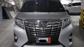 Selling Silver Toyota Alphard 2016 in Manila