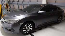 Sell 2018 Honda Civic in Makati 