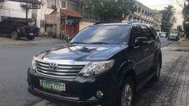 Selling Black Toyota Fortuner 2013 Automatic Gasoline 