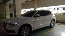 White Audi Q5 2015 for sale in Makati