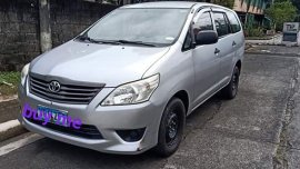 Toyota Innova manual diesel 2012