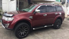 Red Mitsubishi Montero 2013 for sale in Quezon