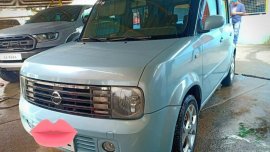 Sell Purple 2003 Nissan Cube in San Fernando